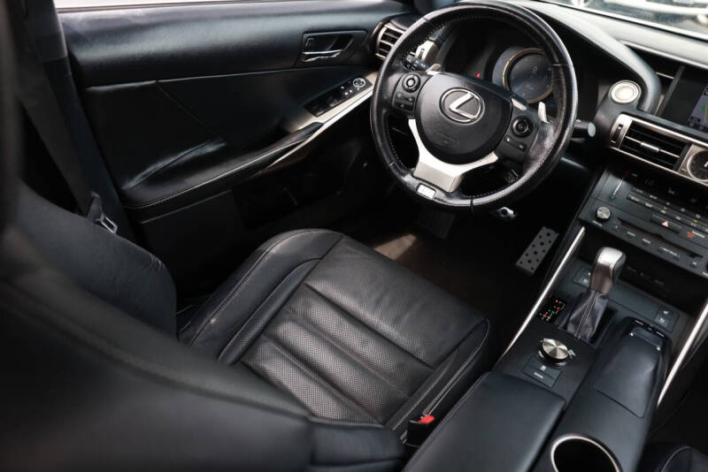 2016 Lexus IS 350