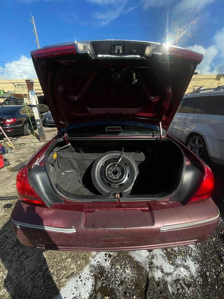 2004 Mercury Grand Marquis for sale at 911 Auto, LLC. in Hollywood, FL