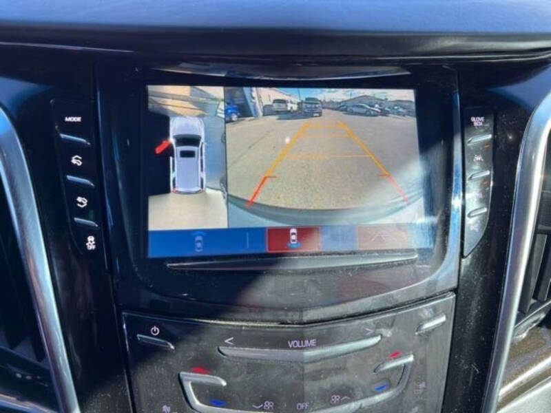 2018 Cadillac Escalade Platinum