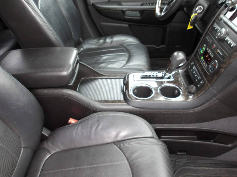 2011 GMC Acadia Denali