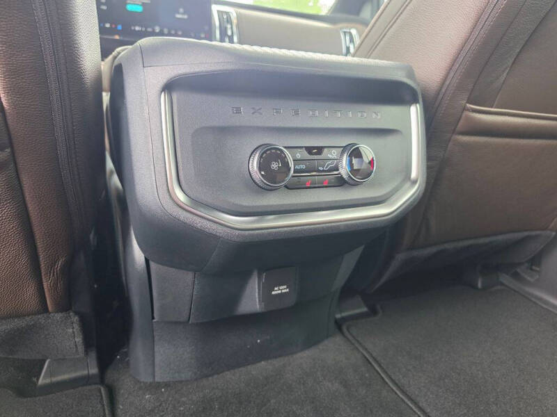 2026 Ford Expedition MAX King Ranch
