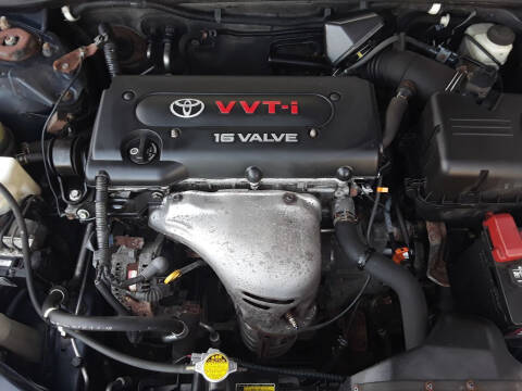 2005 Toyota Camry LE