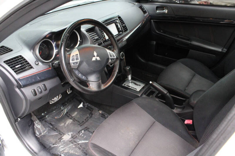 2017 Mitsubishi Lancer LE