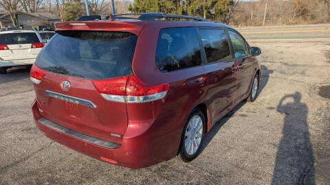 2012 Toyota Sienna
