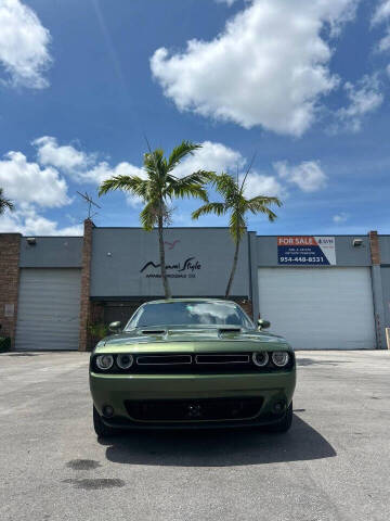 2022 Dodge Challenger SXT