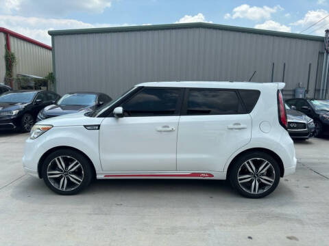 2014 Kia Soul +