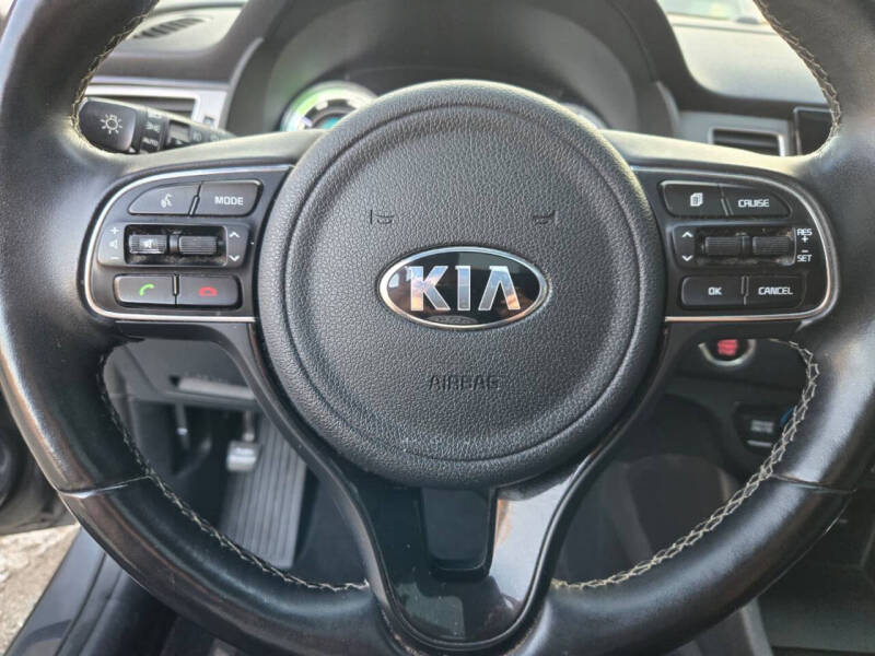 2017 Kia Niro Touring
