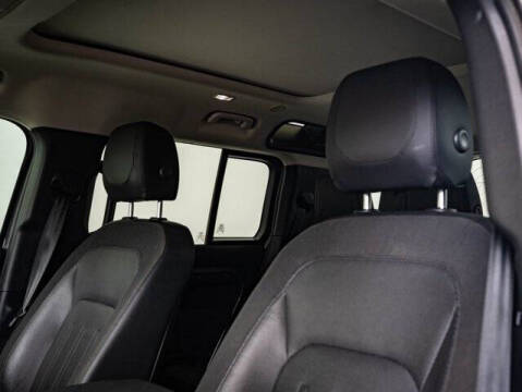 2020 Land Rover Defender 110 SE