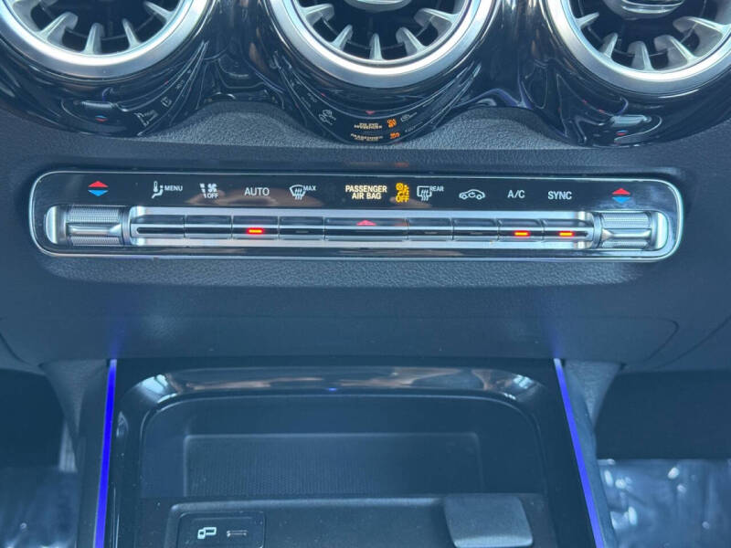 2023 Mercedes-Benz GLB GLB 250