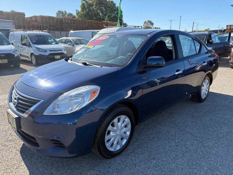 2014 Nissan Versa 1.6 S