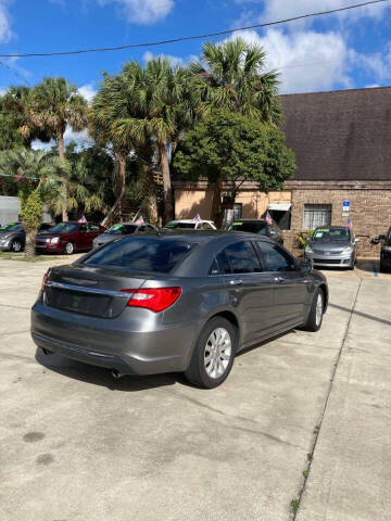 2012 Chrysler 200 Touring