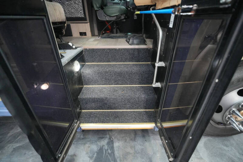2012 IC Bus CE Series