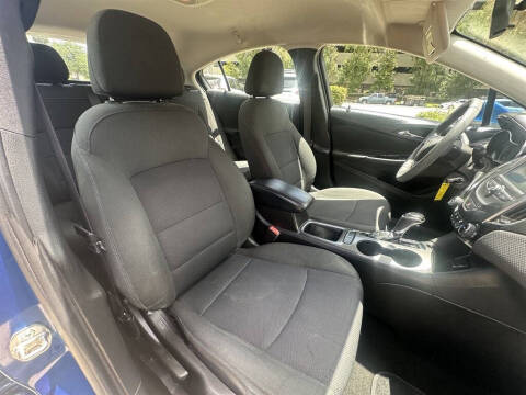 2017 Chevrolet Cruze LT Auto