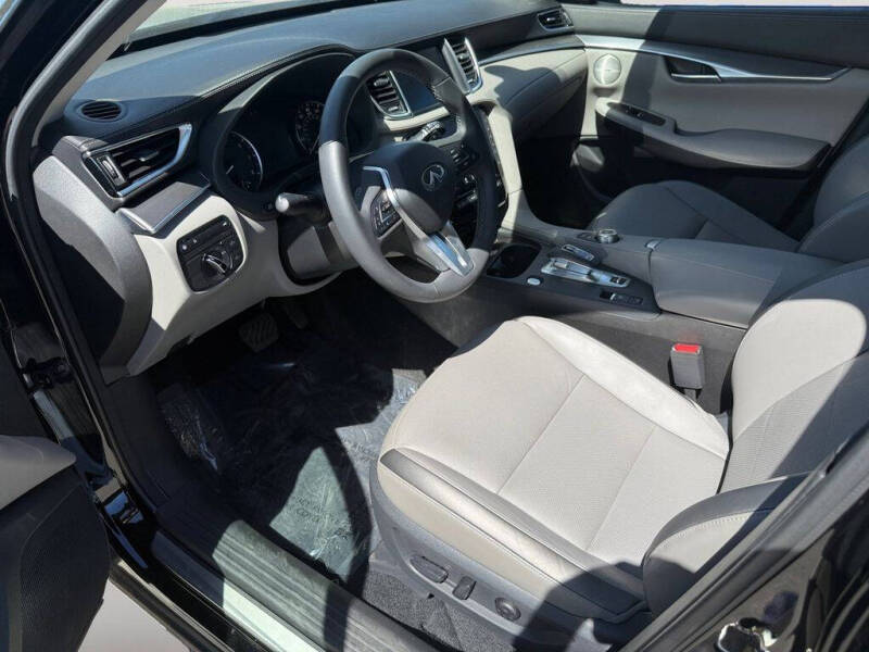 2024 Infiniti QX50 Luxe
