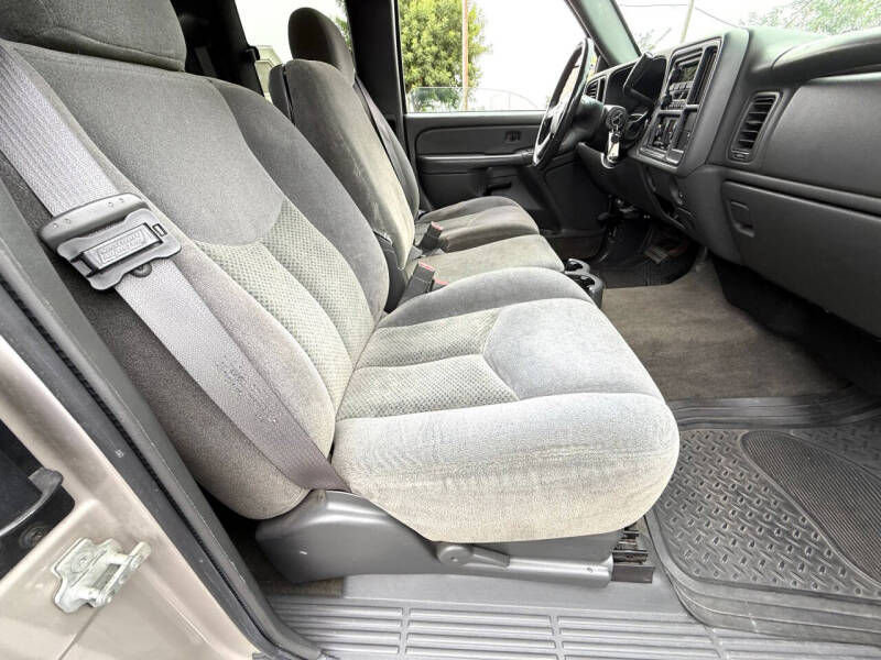 2004 Chevrolet Silverado 2500HD