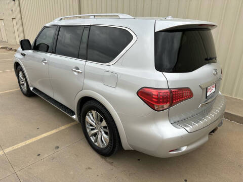 2017 Infiniti QX80