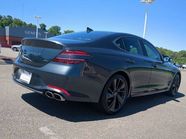 2023 Genesis G70