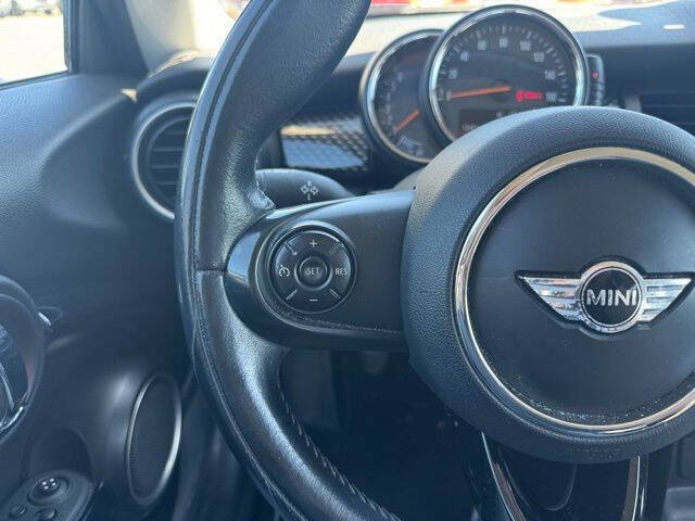 2015 MINI Hardtop 2 Door for sale at Axio Auto Boise in Boise, ID