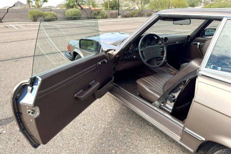 1989 Mercedes-Benz 560-Class 560 SL