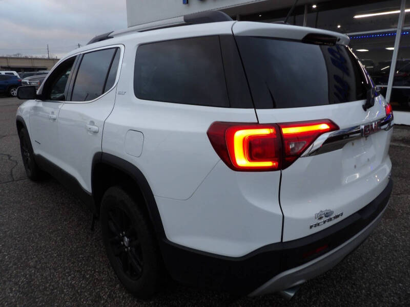 2019 GMC Acadia SLT-1