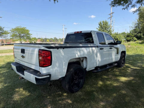 2017 Chevrolet Silverado 1500 Custom