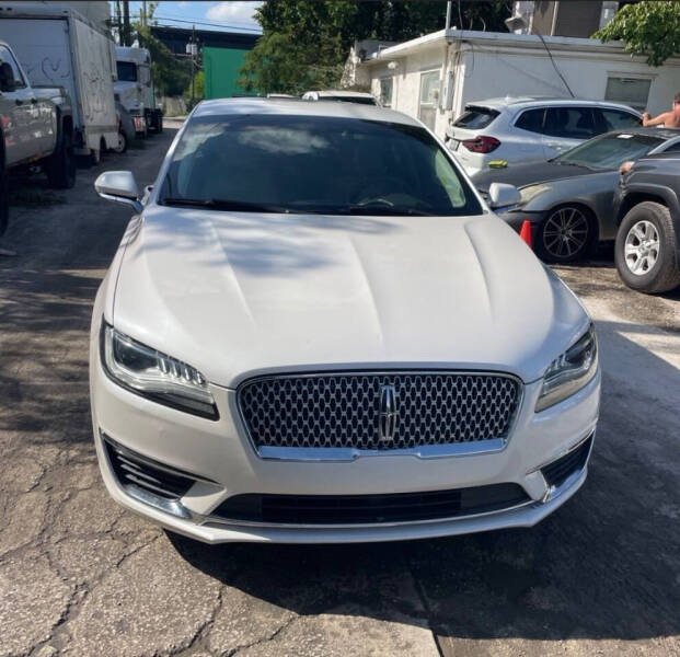 2018 Lincoln MKZ Select