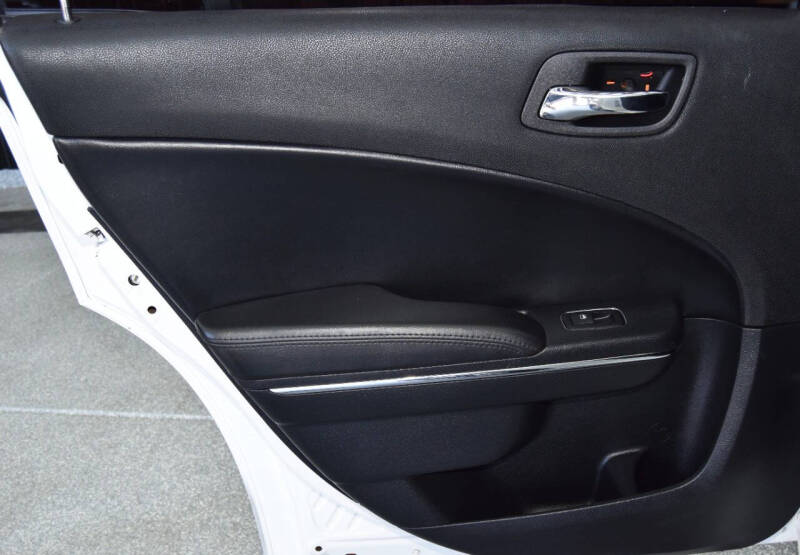 2014 Dodge Charger SRT8 Super Bee