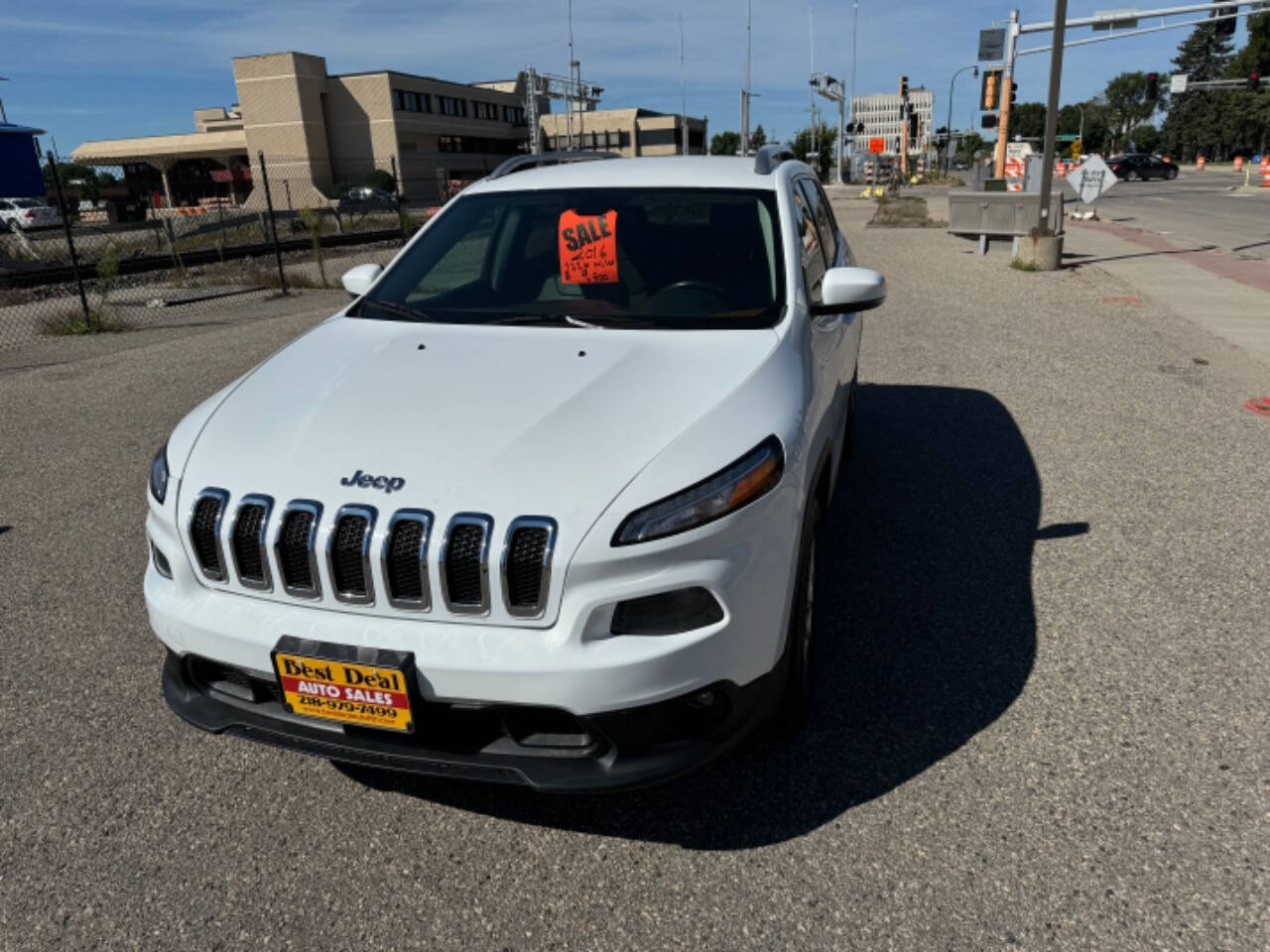 2016 Jeep Cherokee for sale at BEST DEAL AUTO SALES in Moorhead, MN