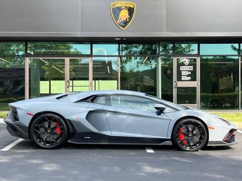 2022 Lamborghini Aventador