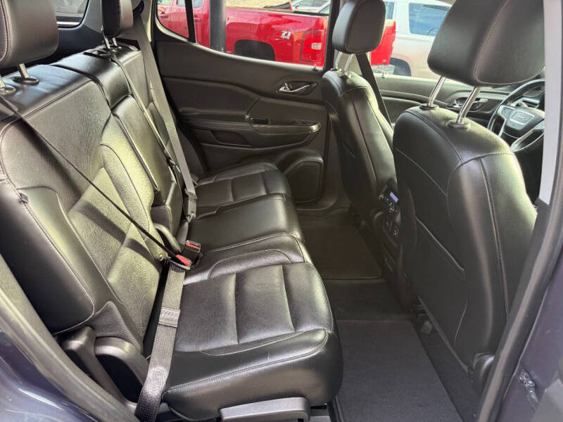 2019 GMC Acadia SLT-1