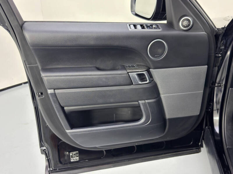 2022 Land Rover Range Rover Sport SE