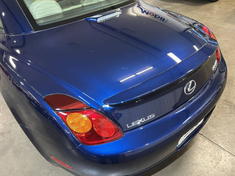 2002 Lexus SC 430
