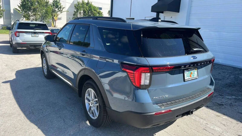 2025 Ford Explorer Active