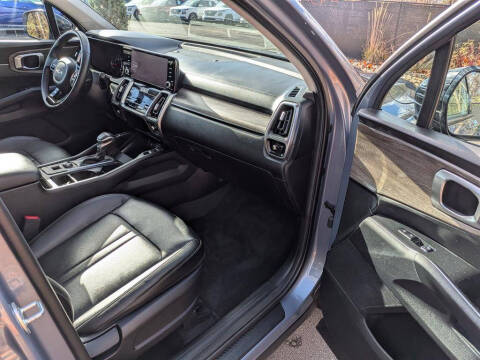 2022 Kia Sorento X-Line EX