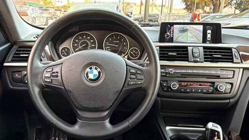 2015 BMW 3 Series 320i