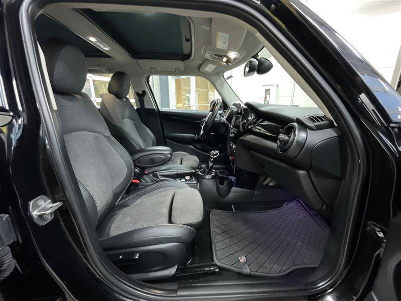 2016 MINI Hardtop 4 Door Cooper