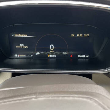 2017 Lincoln Continental Select