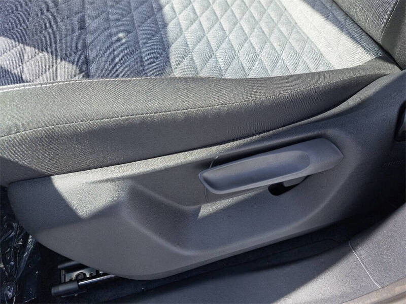 2025 Volkswagen Tiguan S