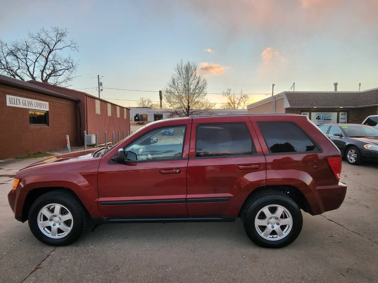 2008 Jeep Grand Cherokee for sale at 4U Auto Sales in Waterloo, IA