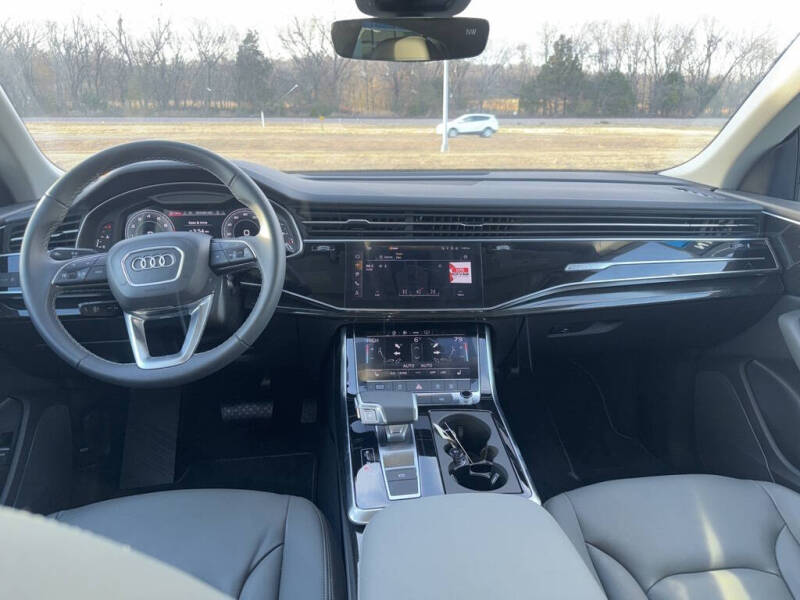 2025 Audi Q8 quattro Premium 55 TFSI