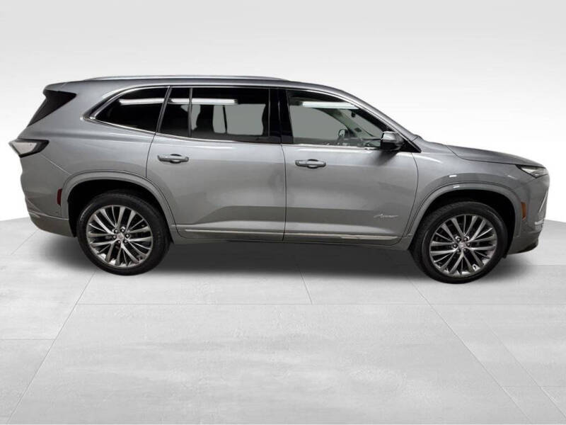 2025 Buick Enclave Avenir
