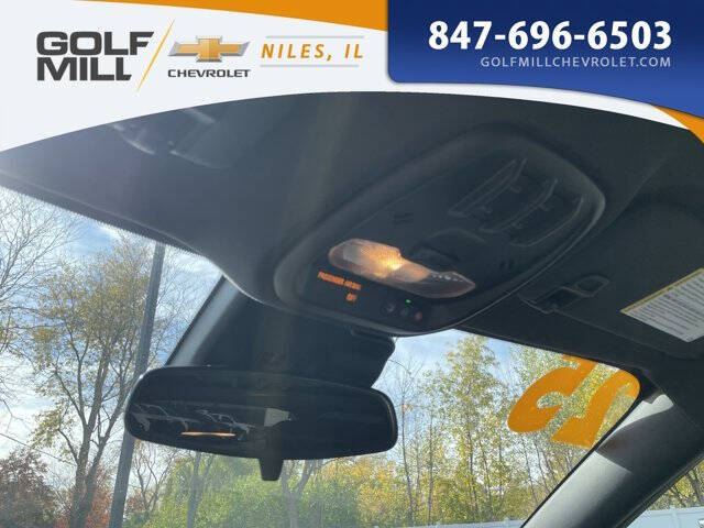 2025 Chevrolet Trax RS