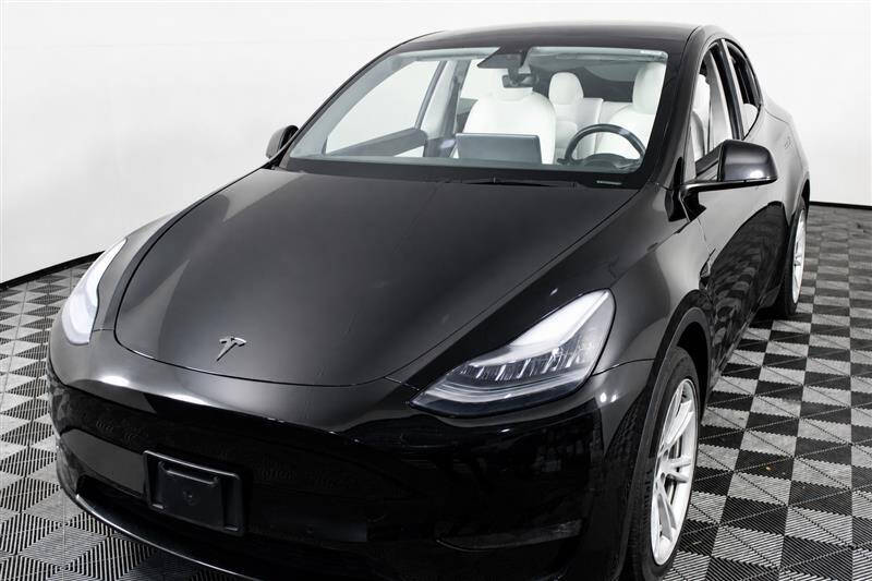 Black 2021 Tesla Model Y Long Range AWD Long Range 4dr Crossover 35