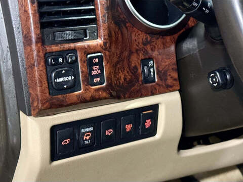 2008 Toyota Sequoia Platinum