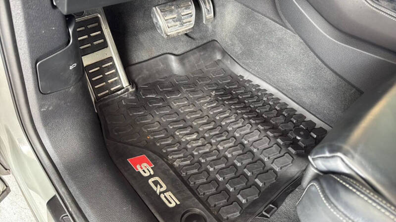 2021 Audi SQ5 3.0T quattro Premium Plus