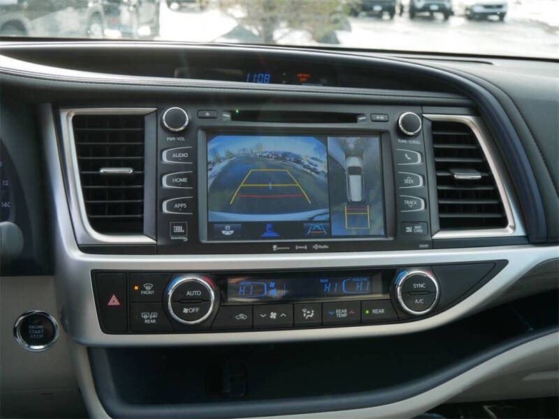 2019 Toyota Highlander Limited Platinum