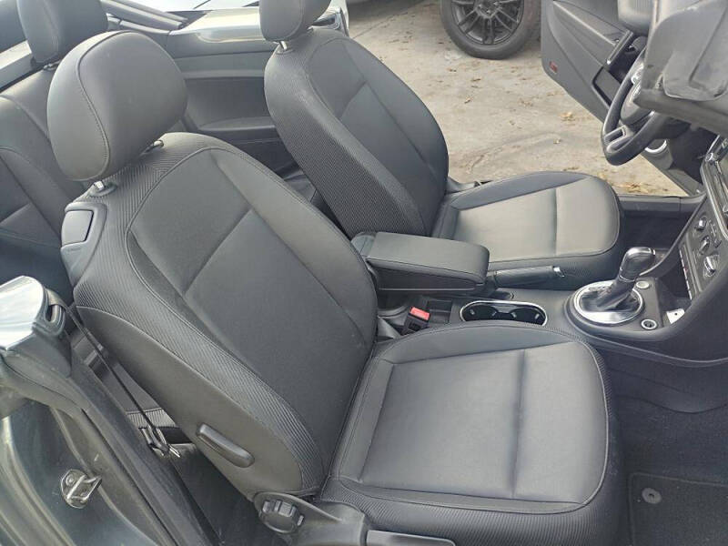 2013 Volkswagen Beetle Convertible