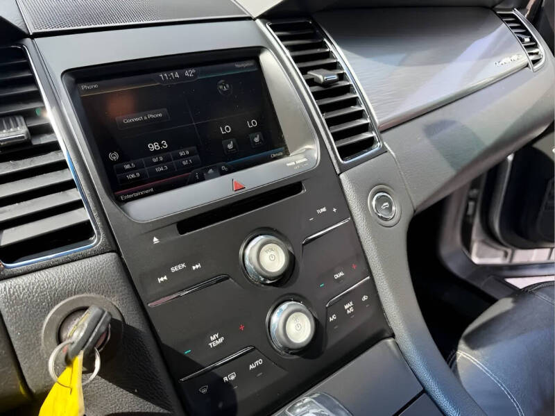 2014 Ford Taurus SEL