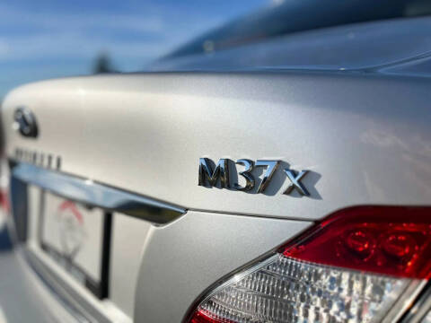 2012 Infiniti M37 x