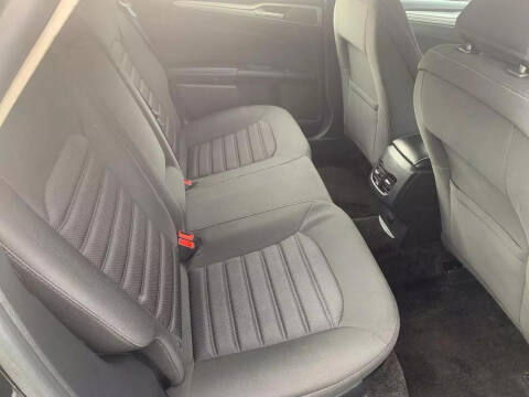 2018 Ford Fusion Hybrid SE